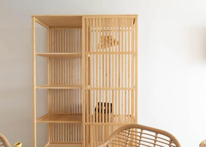 Daire Banana Boutique